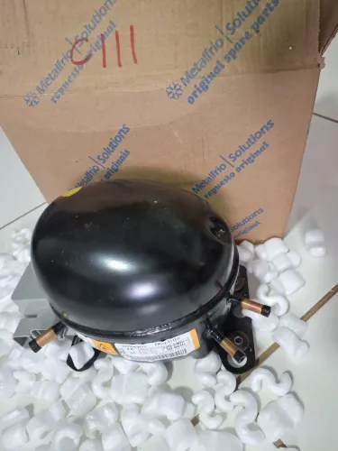 Vendo 1 Compressor Embraco EM2U 31250 220v