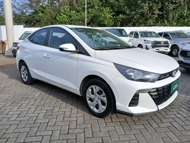 Hyundai HB20S Comfort Plus 1.0 Flex 12V Mec. 2024