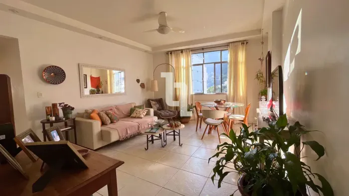 Imóvel para venda possui 92 metros quadrados com 3 quartos em Humaitá - Rio de Janeiro - R