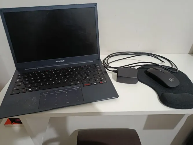 Vendo notebook positivo -motion C