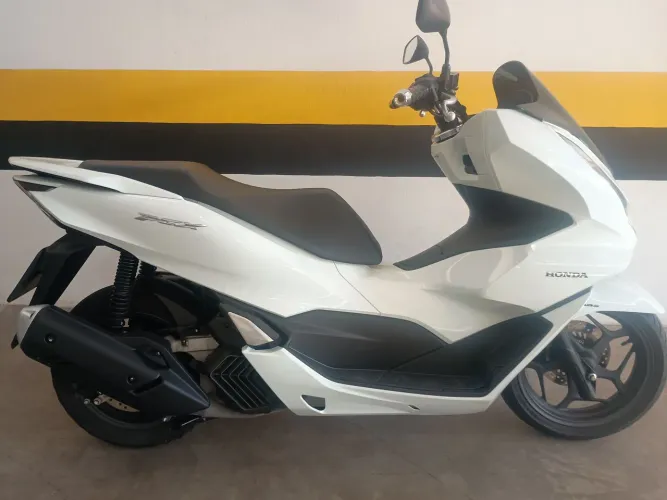PCX 160 ABS na garantia de fábrica até mês 9/ 2027 22 X cartão troco carro ou moto