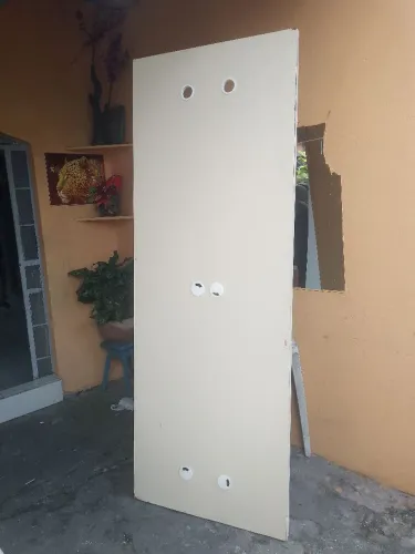 Vendo Mesa de escritório grande de 2.20mx80. 120 aceito proposta