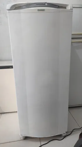 Vendo geladeira Consul frost free 300L 127v funciona perfeitamente leia a descrição .