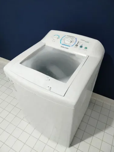Máquina de lavar Eletrolux 12 kg funcionando ok 550$
