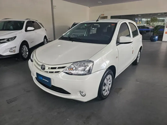 Toyota Etios X 1.3 Flex 16V 5P Mec. 2017