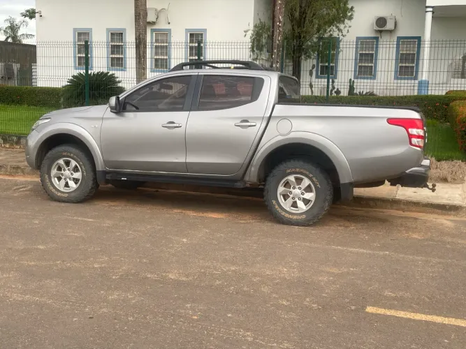 Mitsubishi L200 Triton Sport GLS 2.4 CD Diesel Aut. 2019