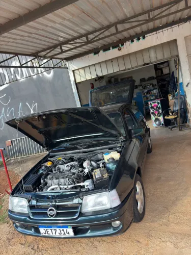 Chevrolet Kadett GL 2.0 MPFI / EFI (álcool) 1997