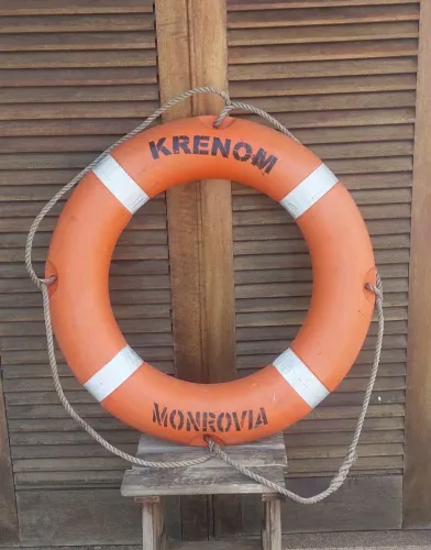 Bóia Náutica usada em Embarcação Marítima