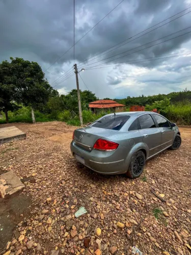 Fiat Linea LX 1.9/ 1.8 Flex 16V Dualogic 4P 2011