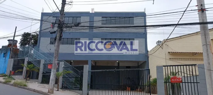 Prédio Comercial 900m² para Alugar em Cumbica, Guarulhos