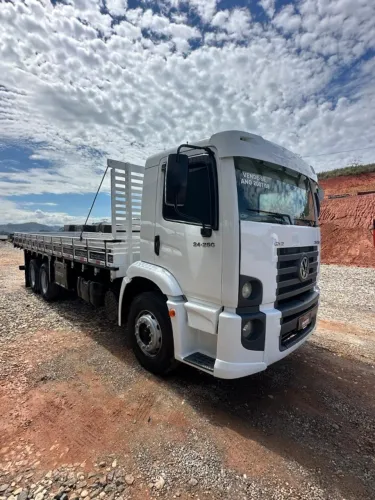 Volkswagen Constellation 24.250 diesel 2008