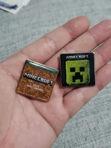 2 pins minecraft o filme - steve creeper - warner gamer nerd geek ccxp oficial broche