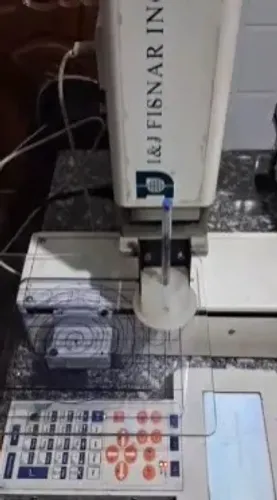 * VENDO ROBÔ CARTESIANO DE MESA DE 3 EIXOS PARA DOSAGEM DE FLUIDOS*