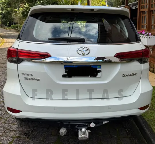 Toyota Hilux SW4 SRX Diamo. 4X4 2.8 TB DIE AUT 2019