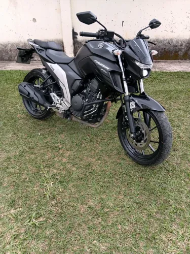Fazer 250 cc 
