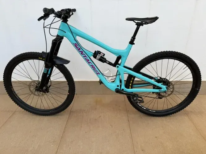 BICICLETA SANTA CRUZ NOMAD C - CARBONO - FULL SUSPENSION