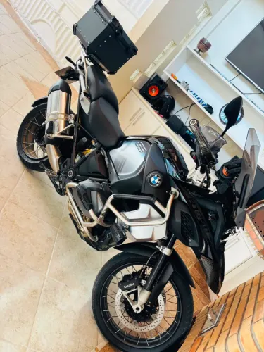BMW R1250 Triple Black 2023 ? Completa + Acessórios