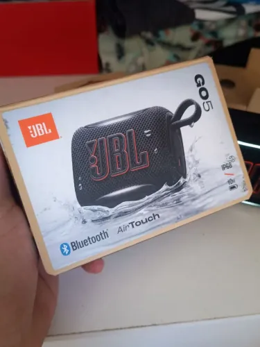 JBL Go 5 praticamente nova com garantia