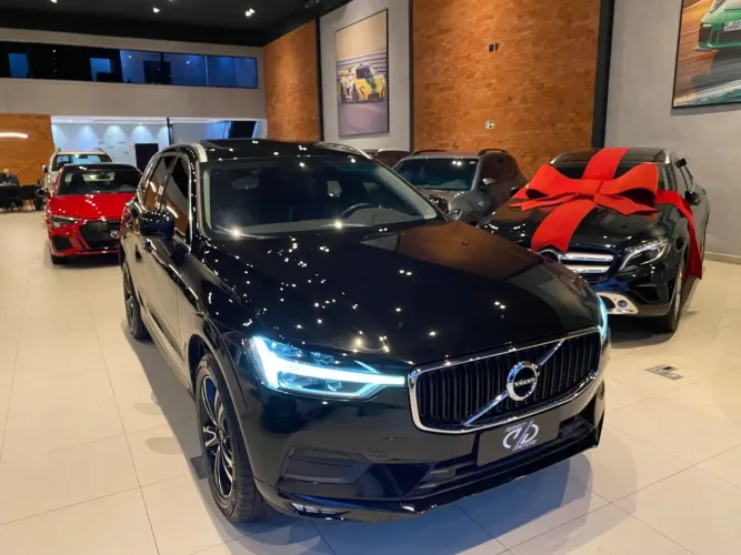 Volvo XC-60 XC 60 T-5 Dynamic 2.0 FWD Turbo Gasolina 4P AUT 2019