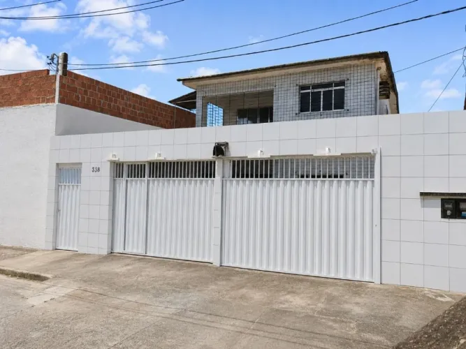 Casa Residencial de 200m² à venda, com 6 quartos, localizada em San Martin, Recife Pernamb