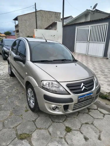 Citroen C3 GLX 1.4/ GLX Sonora 1.4 Flex 8V 5P 2011