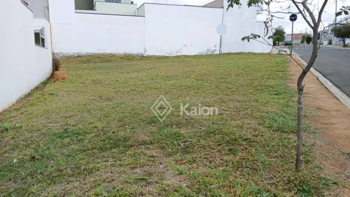 Terreno à venda no Condomínio Jardim Guarujá em Salto/SP
