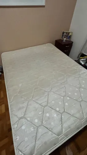 Cama casal box com bau e colchão