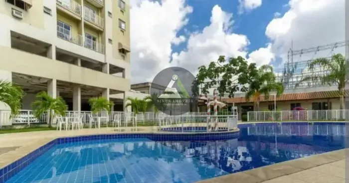 Apartamento semi- mobiliado para locação no Condomínio Bossa Norte em Cascadura.