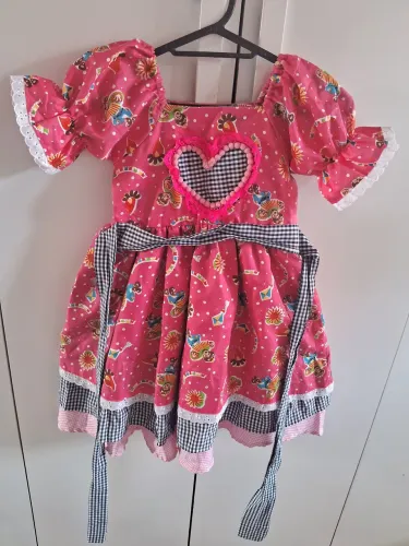 Vestido são João, alugo