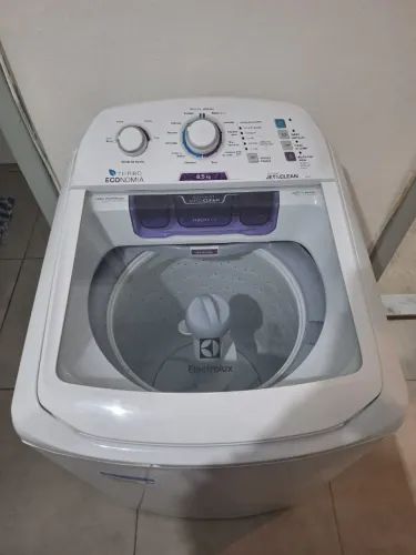 Máquina de Lavar Roupas Eletrolux LAC09 - 8,5kg 