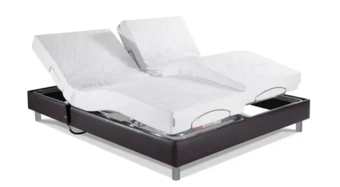 Cama de casal hospitalar completa com os colchões e controle