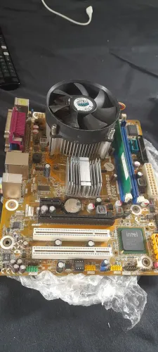 2 PLACA DDR3 COM INTEL XEON