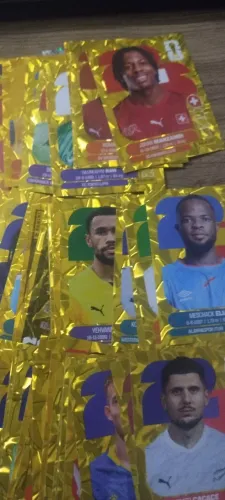 Figurinhas Gold Crumples 2026