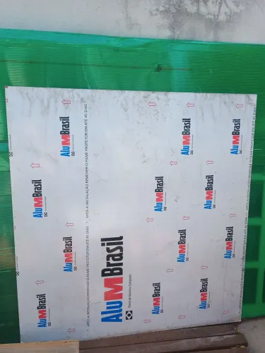 Painel de Alumínio Composto