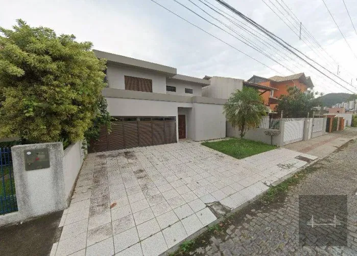 Casa com 7 dormitórios à venda, 331 m² por R$ 2.500.000 - Parque São Jorge - Florianópolis