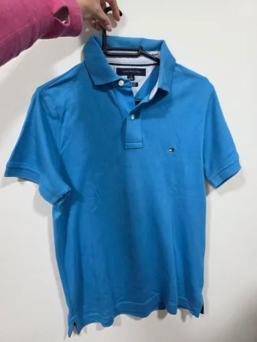 Blusa masculina polo tommy hilfiger azul pouco usada