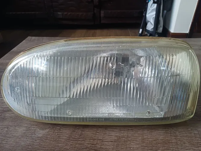 Faróis originais Golf 97
