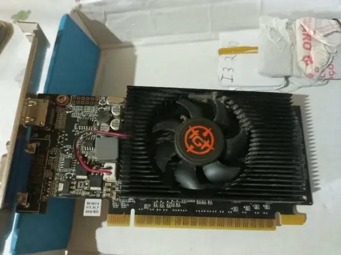 PLACA DE VIDEO BOA 2GB RODA JOGOS BONS