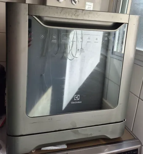 Lava louças 8 serviços Electrolux<br>R$1.100