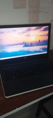 Notebook Dell Inspiron 15 5000 HD 1T Win10 Core i3 4GB RAM