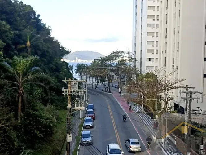 EXCELENTE APARTAMENTO COM 04 DORMITÓRIOS E VISTA PARA O MAR PARA LOCAÇÃO NA PRAIA DAS PITA