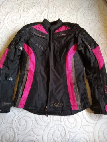 Jaqueta X11 - EVO - Expert Riders - Air Vent bordada - feminina Preta/ rosa e cinza - P
