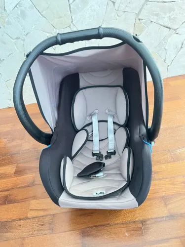 Bebê conforto