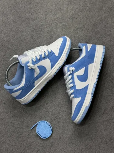 Tênis Nike Dunk Low Blue Cabedal Couro Feminino Cor: Branco/Azul - Disponível 34 AO 39