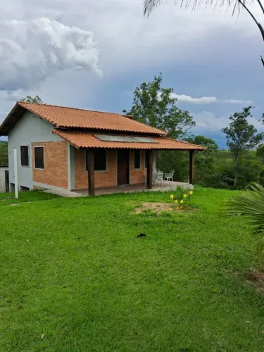 Excelente Terreno de 3.157m² com 2 Chalés e Vista para a Serra - Penedo / Itatiaia-RJ