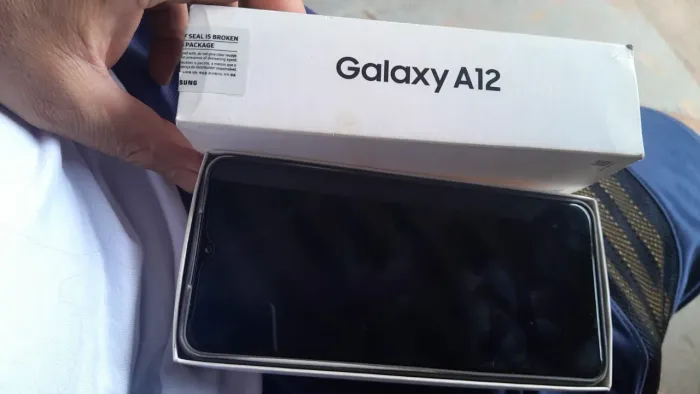 Samsung A12