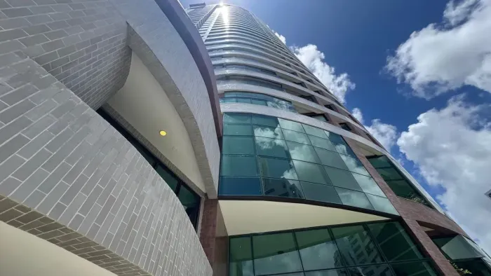 ALUGO APARTAMENTO NO PALACIO MADALENA NOVO SEMIMOBILIADO