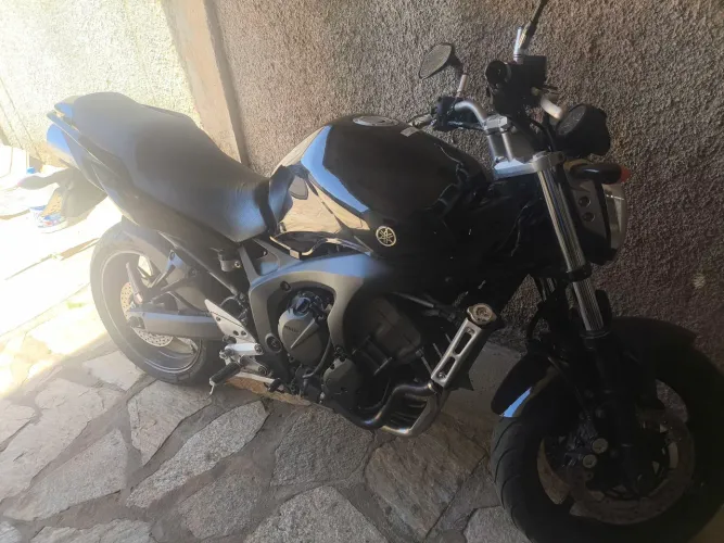 Yamaha Fazer 600