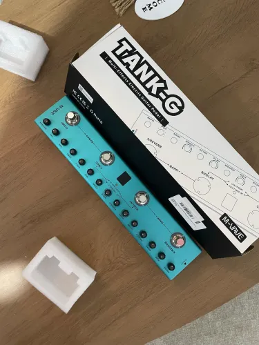 Pedaleira multi efeitos Tank G