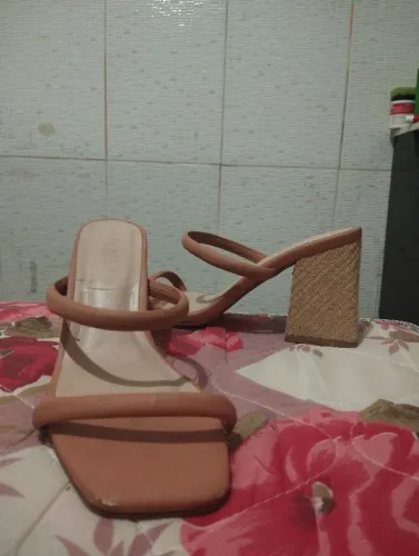Salto alto 36